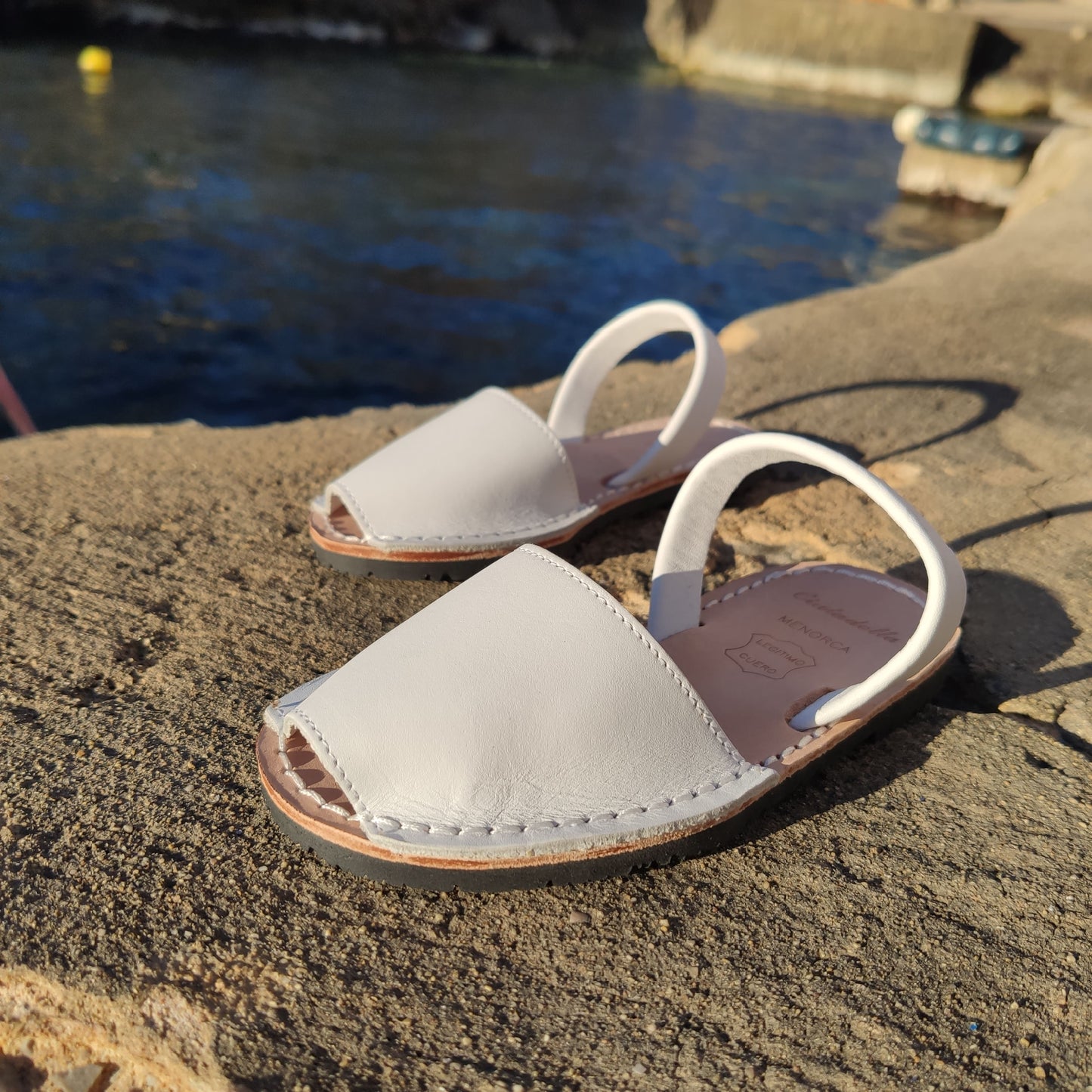 abarcas menorquinas mujer hombre niño piel box color blanco originales