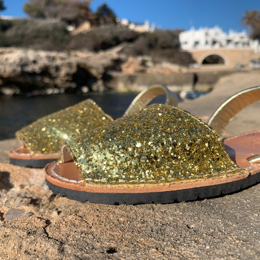 abarcas menorquinas mujer hombre niña glitter color dorado originales