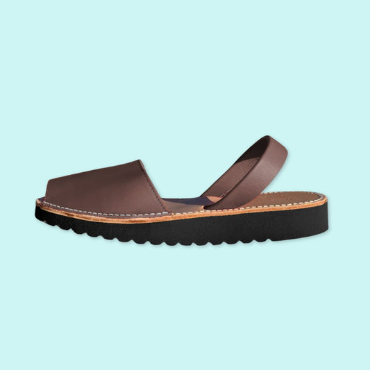 Abarca Menorquina - Mujer - Piel Box - Cuña Media - Color Marrón Oscuro